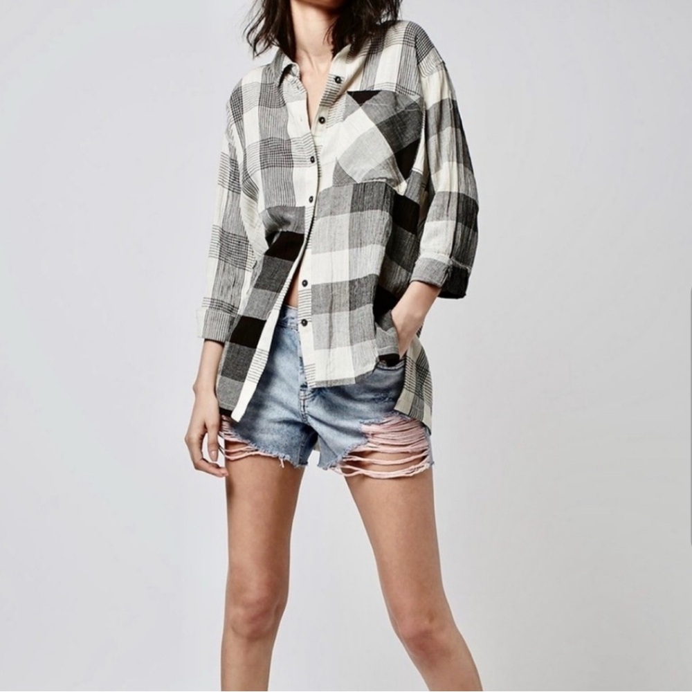 Topshop Boyfriend Plaid Black Cream Crinkle Button Up Buffalo Plaid, Sz 2